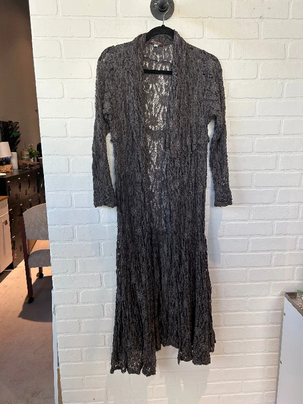 Kimono for Easy Going Days-Kimono By SURREAHIST In Grey, Size: S