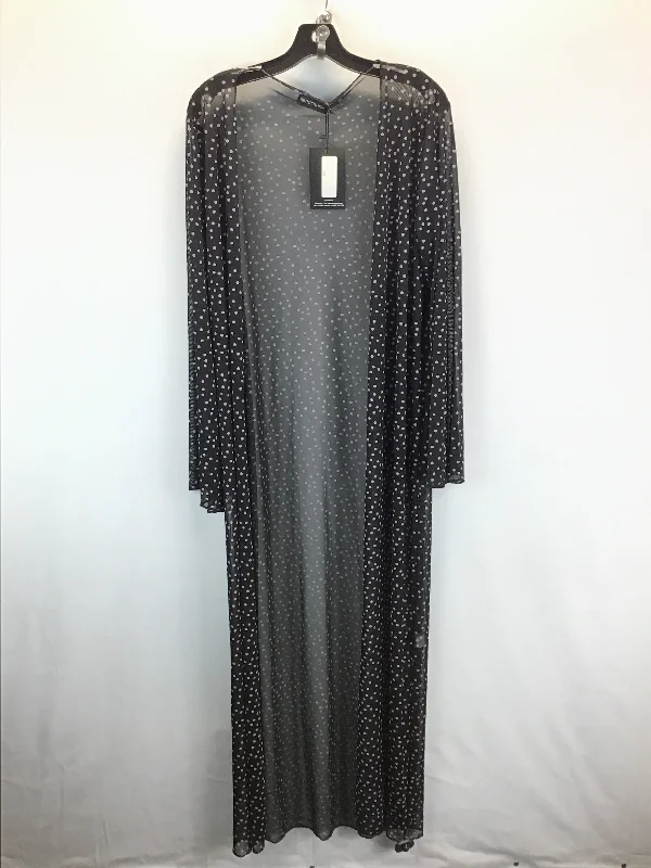 Kimono for Relaxed Fit-Kimono By Pretty Little Thing  Size: 18