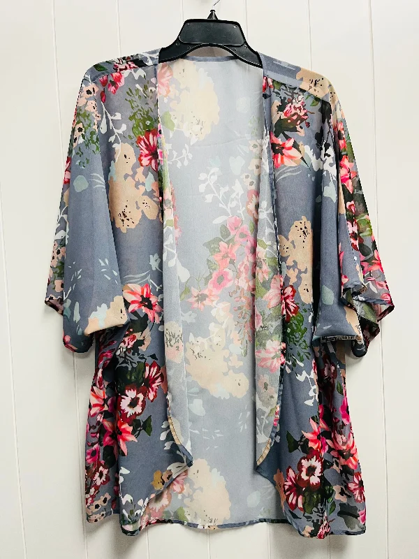 Kimono with Geometric Patterns-Kimono By Clothes Mentor In Grey & Pink, Size: Onesize