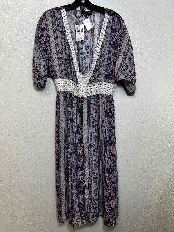 Kimono for Home Wear-Kimono By Almost Famous In Print, Size: Xl