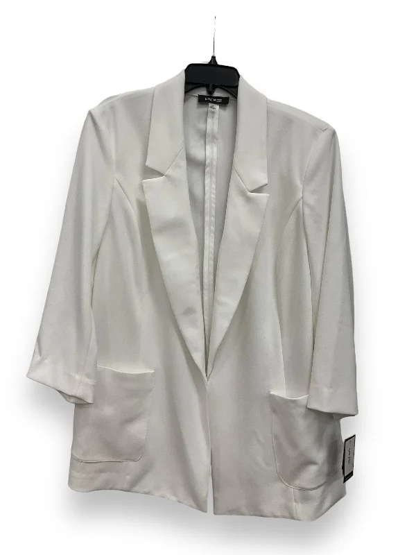 Women's Open-front Blazers -White Blazer Nine West, Size 2x