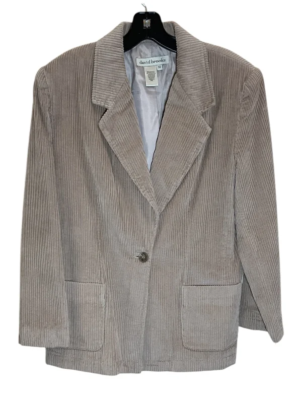 Women's Blazers with Casual Vibe -Blazer By David Brooks In Tan, Size: M
