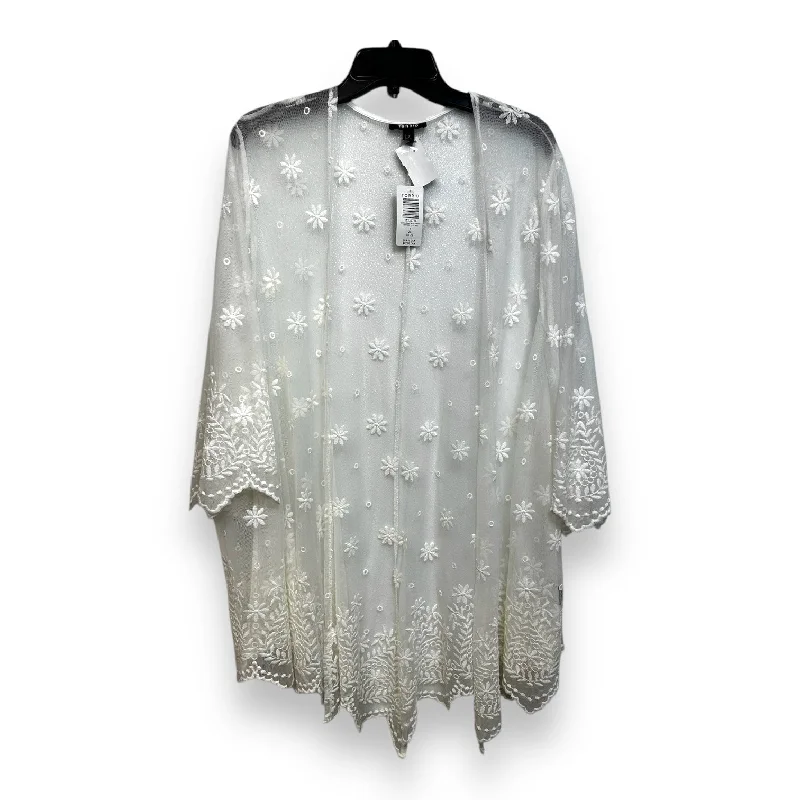 Kimono for Lounge Wear-Kimono By Torrid In White, Size: 2x