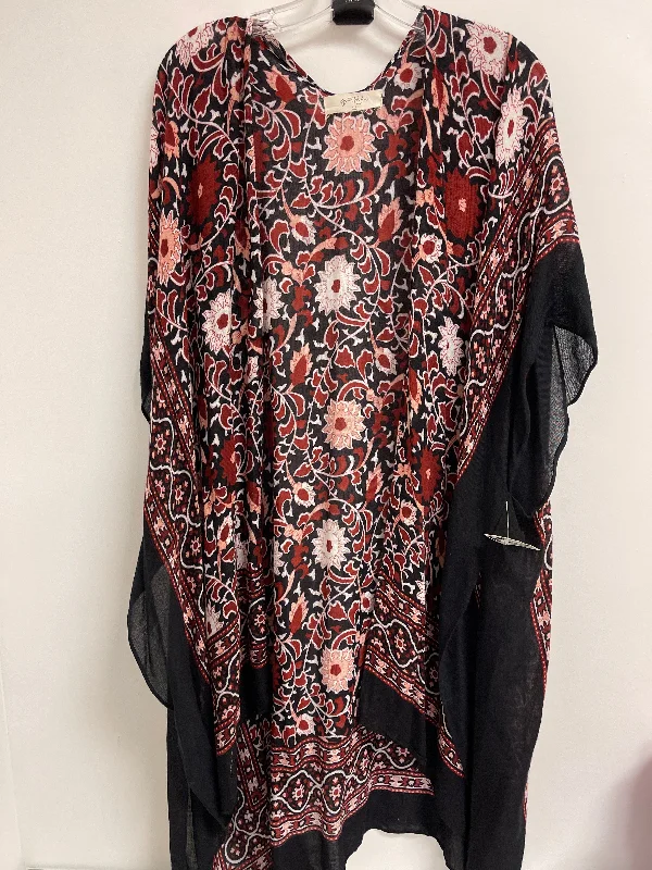 Kimono for Relaxed Beach Day-Kimono By Clothes Mentor In Red, Size: Osfm
