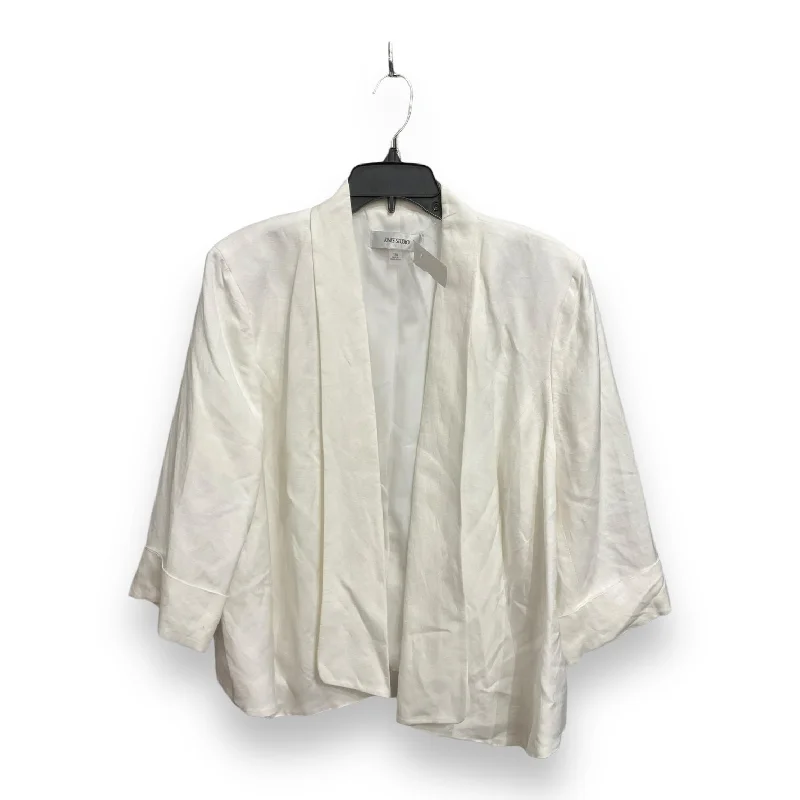 Women's Black Blazers -Blazer By Jones Studio In White, Size: 1x