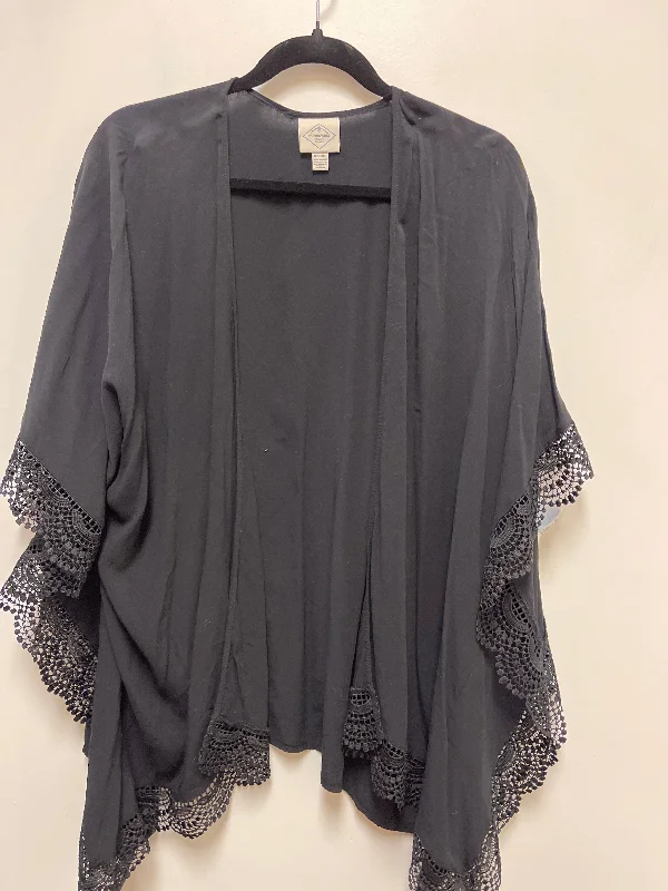 Kimono for Minimalist Fashion-Kimono By St Johns Bay In Black, Size: M