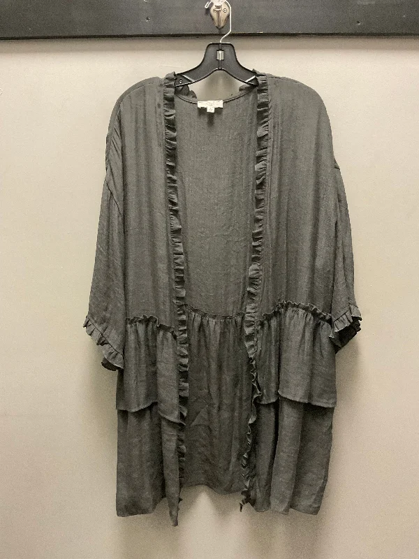 Kimono with Floral Vibes-Kimono By Easel In Grey, Size: L