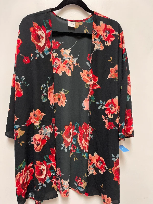Kimono for Casual Weekend Wear-Kimono By Clothes Mentor In Floral Print, Size: 1x