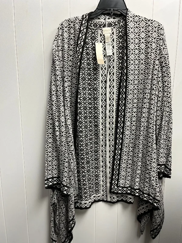 Kimono with Artistic Patterns-Kimono By Chicos In Black & White, Size: M