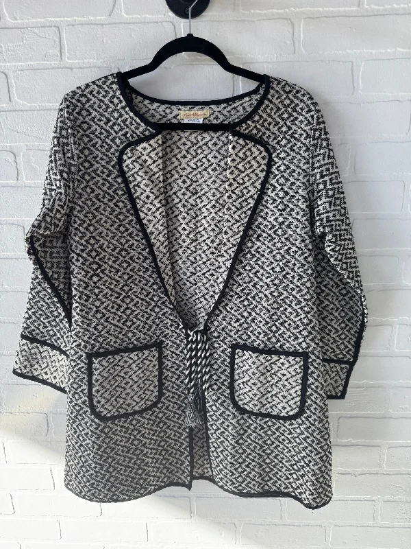 Women's Double Woolen Checkered Blazers -Blazer By Sweet Magnolia In Black & Cream, Size: S
