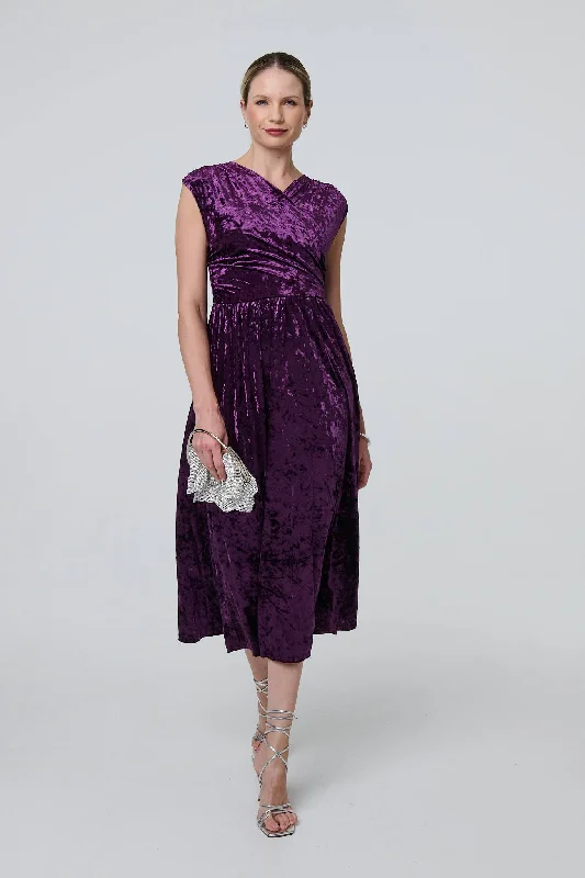 Women's Long Sleeve V-neck Midi Dress-Crushed Velvet Fit & Flare Midi Dress