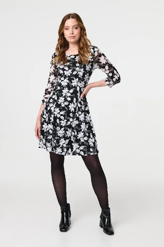Women's Twisted Waist Dress-Floral Lace 3/4 Sleeve Short Swing Dress