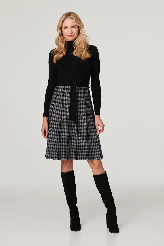 Women's Knee-length Dress-Checked High Neck Knit Dress