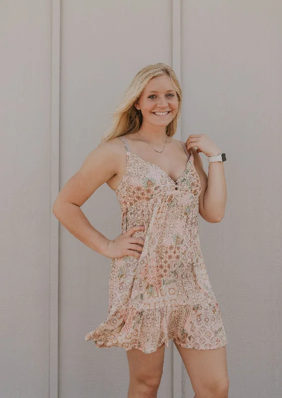 Women's Mini Dress with Pleats-LUCY PRINTED MINI DRESS BY IVY & CO