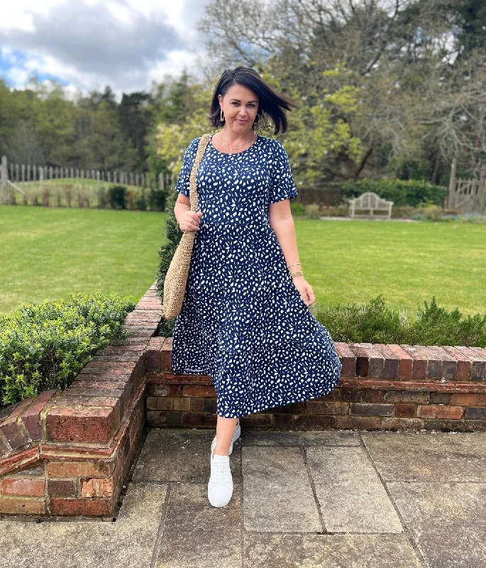 Women's Bohemian Dress-Navy Tiered Confetti Smock Dress