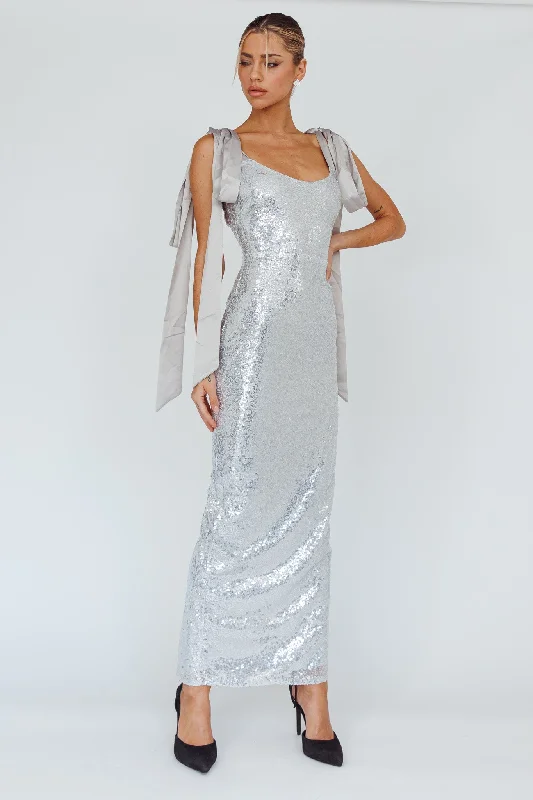 Women's Strapless Floral Maxi Dress-Birthday Wish Tied Shoulder Sequin Maxi Dress Silver