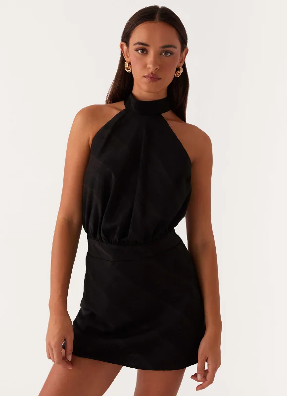 Women's Simple Sleeveless Mini Dress-Camera Shy Mini Dress - Black