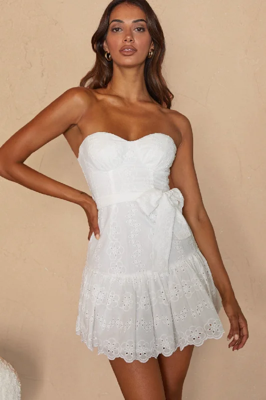 Women's Slip-on Mini Dress-Celeene Sweetheart Neckline Flounce Hem Eyelet Mini Dress White