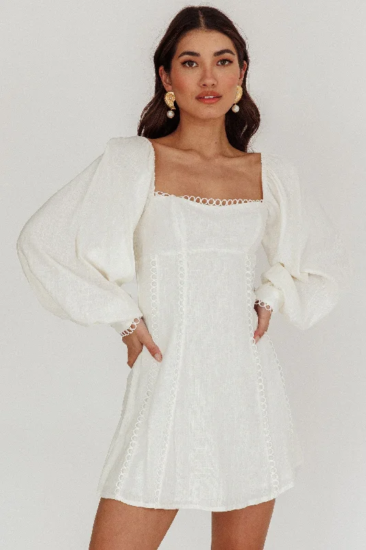 Women's Floral Fit-and-Flare Mini Dress-Chamberlain Balloon Sleeves Mini Dress White Women's Floral Fit-and-Flare Mini Dress-Chamberlain Balloon Sleeves Mini Dress White