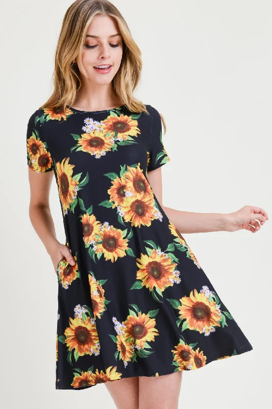 Plus Size Floral Flare Dress -Sunflower Print Short Sleeve Fit and Flare Dress