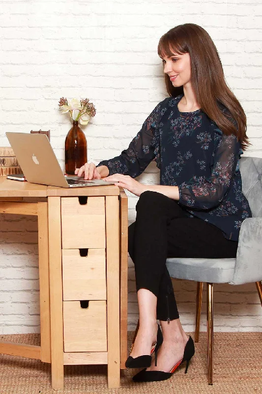 Women's Stylish Long Sleeve T-shirt for Casual Events -Dagan Long Sleeve Nursing Top Navy Print Women's Stylish Long Sleeve T-shirt for Casual Events -Dagan Long Sleeve Nursing Top Navy Print