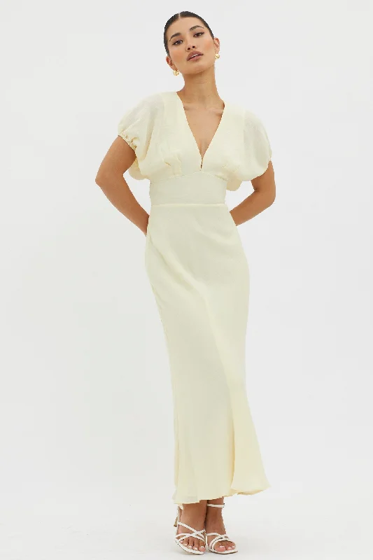 Women's Stretchy Maxi Dress-Dare To Live V-Neck Maxi Dress Butter