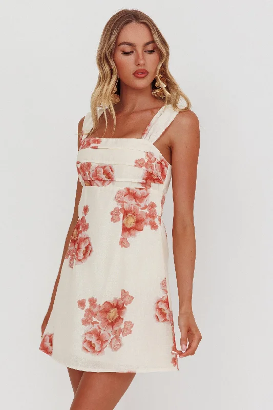 Women's Knit Bodycon Mini Dress-Dixon Pintuck Pleat Mini Dress Floral Beige
