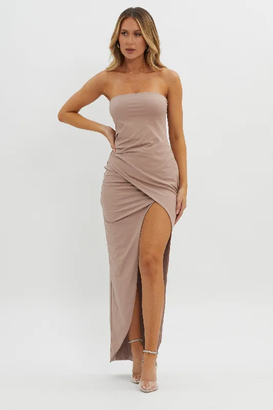 Women's Halter Neck Floral Maxi Dress-Evette Strapless Split Maxi Dress Tawny