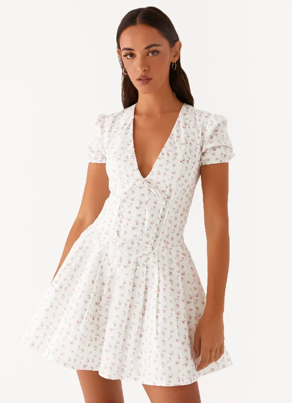 Women's Mini Dress with Pockets-Falling Water Mini Dress - White Floral