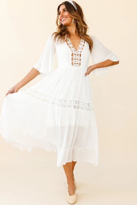 Women's Off-shoulder Summer Maxi Dress-Feeling Groovy Bell Sleeve Crochet Trim Maxi Dress White