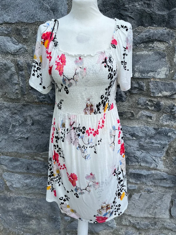 Maternity Dresses with Pleats -Floral maternity dress  uk 12