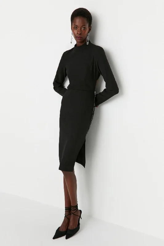 Off-shoulder Bodycon Dress with Ruffles -High Neck Open Back Bodycon Dress