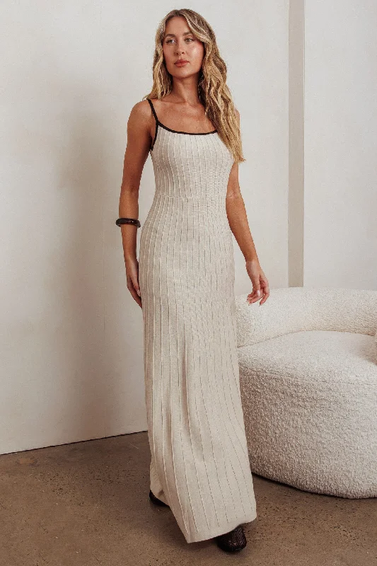 Women's Maxi Dress with Beads-Interstellar Contrast Knit Maxi Dress Oat