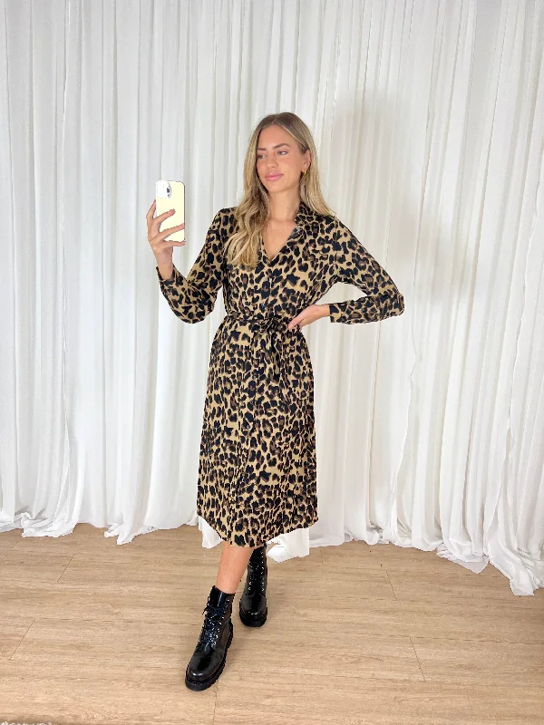 Women's Oversized Shirt Dress-Kenzie Animal Shirt Dress in Neutral