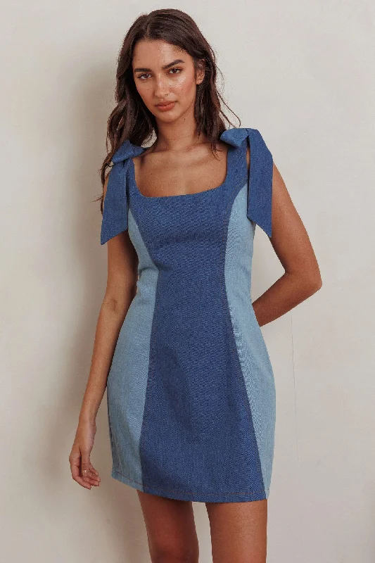 Women's Geometric Print Mini Dress-Kiss City Tied Shoulders Contrast Mini Dress Denim