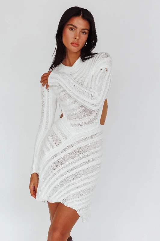 Women's Graphic T-shirt Mini Dress-Leyanne Crochet Long Sleeve Cut-Out Mini Dress Ivory Women's Graphic T-shirt Mini Dress-Leyanne Crochet Long Sleeve Cut-Out Mini Dress Ivory