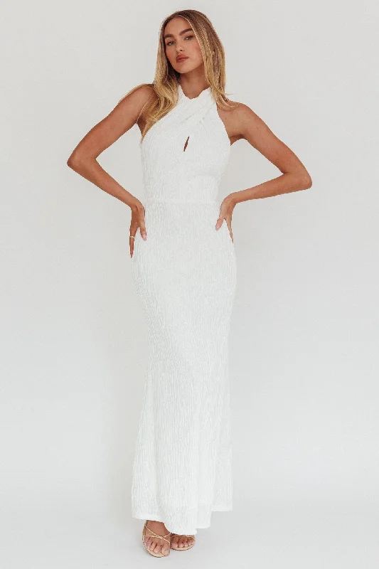 Women's One-shoulder Boho Maxi Dress-Lush Aura Crossover Halter Neck Maxi Dress White