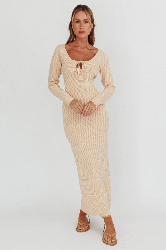 Women's Ruffle Maxi Dress-Merine Long Sleeve Knit Maxi Dress Sand