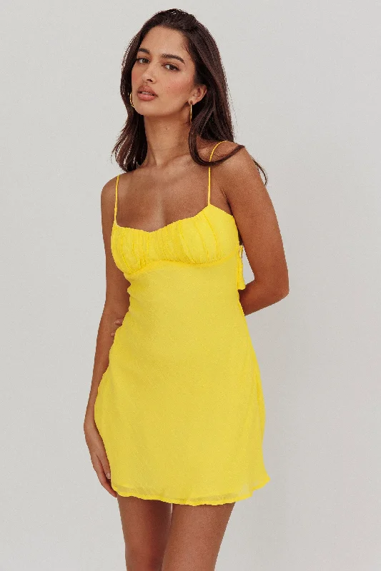 Women's Casual Ribbed Mini Dress-Nerida Twist Back Mini Dress Lemon