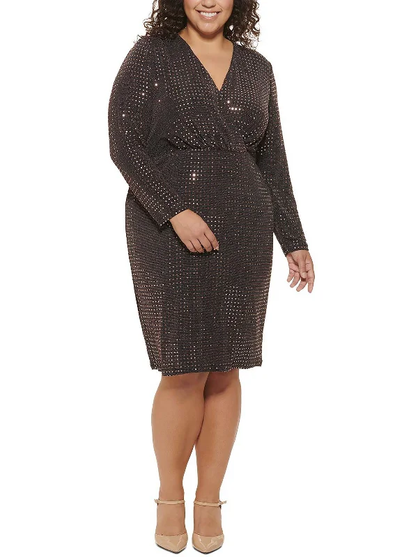 Lace Detail Party Dress for Sophisticated Touch -Plus Womens Surplice Knee Cocktail and Party Dress
