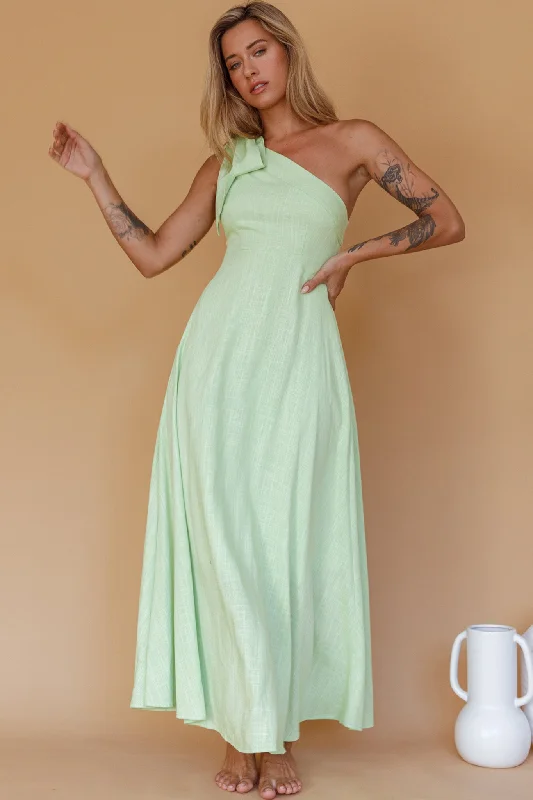 Women's Fitted Long Maxi Dress-Rigel One-Shoulder Maxi Dress Apple