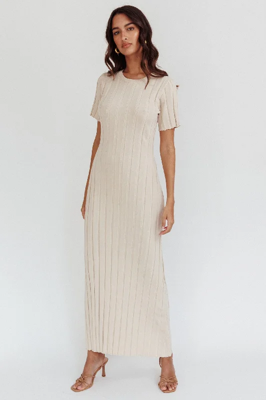 Women's Color-blocked Maxi Dress-Shaylee Short Sleeve Knit Maxi Dress Sand