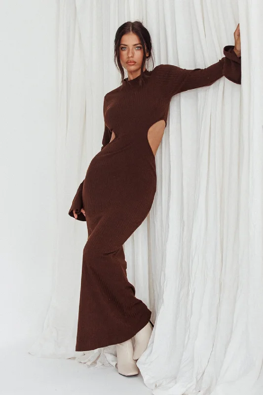 Women's Floor-length Floral Maxi Dress-Shianne Long Sleeve Knit Maxi Dress Chocolate Women's Floor-length Floral Maxi Dress-Shianne Long Sleeve Knit Maxi Dress Chocolate