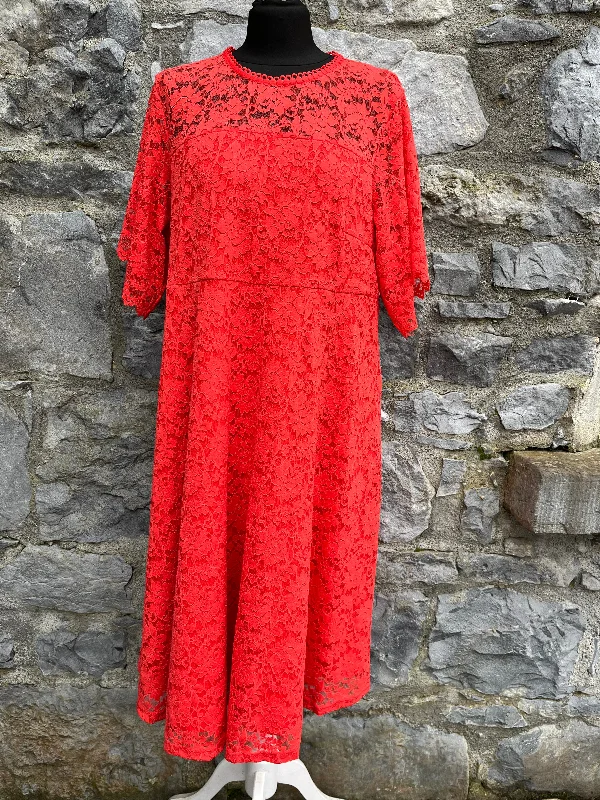 Maternity Dresses for a Casual Day Out -Lace maternity dress uk 12