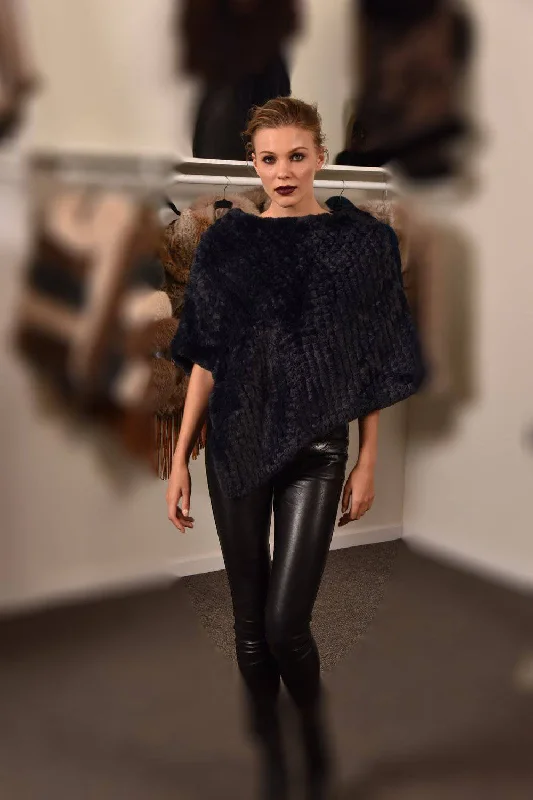 Women's Cloak for a Trendy Look-Faux Fur Poncho