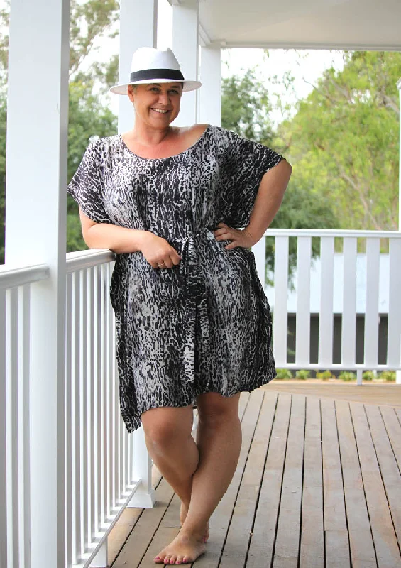 Women's Cloak for a Statement Look-Calypso | Kaftan Sewing Pattern
