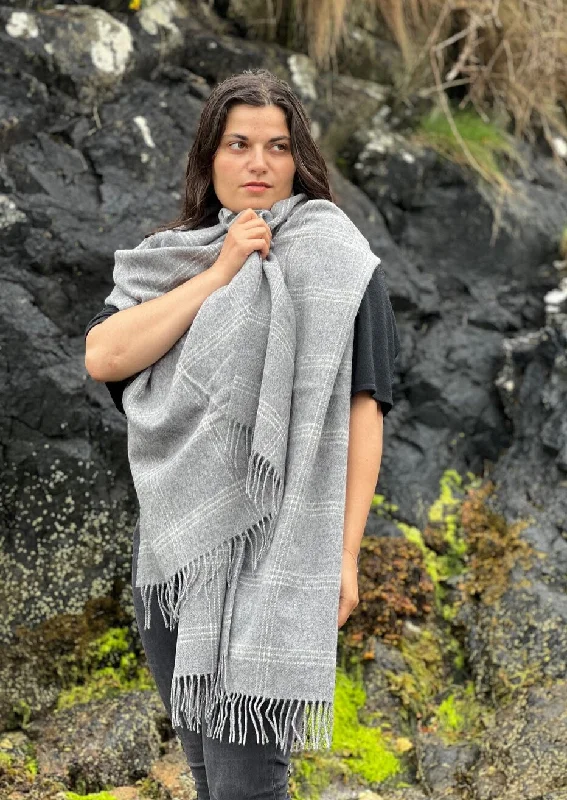 Warm Women's Cloak-McNutt Pashmina Wrap | Grey Window Pane