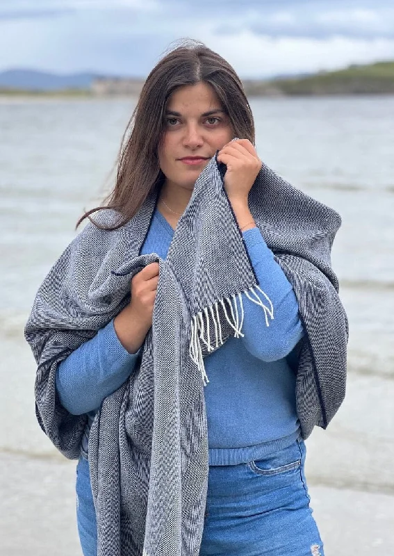 Women's Cozy Cloak-McNutt Herringbone Pashmina Wrap | Navy