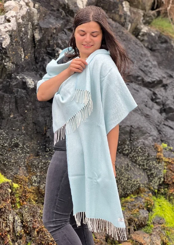 Vintage Women's Cloak-McNutt Cashmere Wrap | Pastel Blue