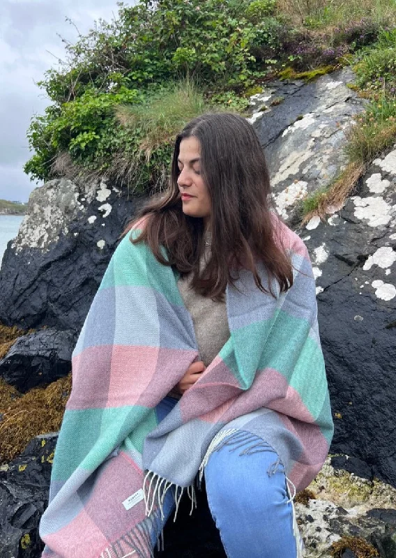 Women's Cloak with Pockets-Mcnutt Pashmina Wrap | Spearmint & Smoke